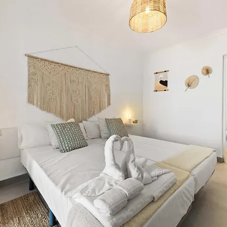 Bayside Cocoteros Hideaway Coco Breeze